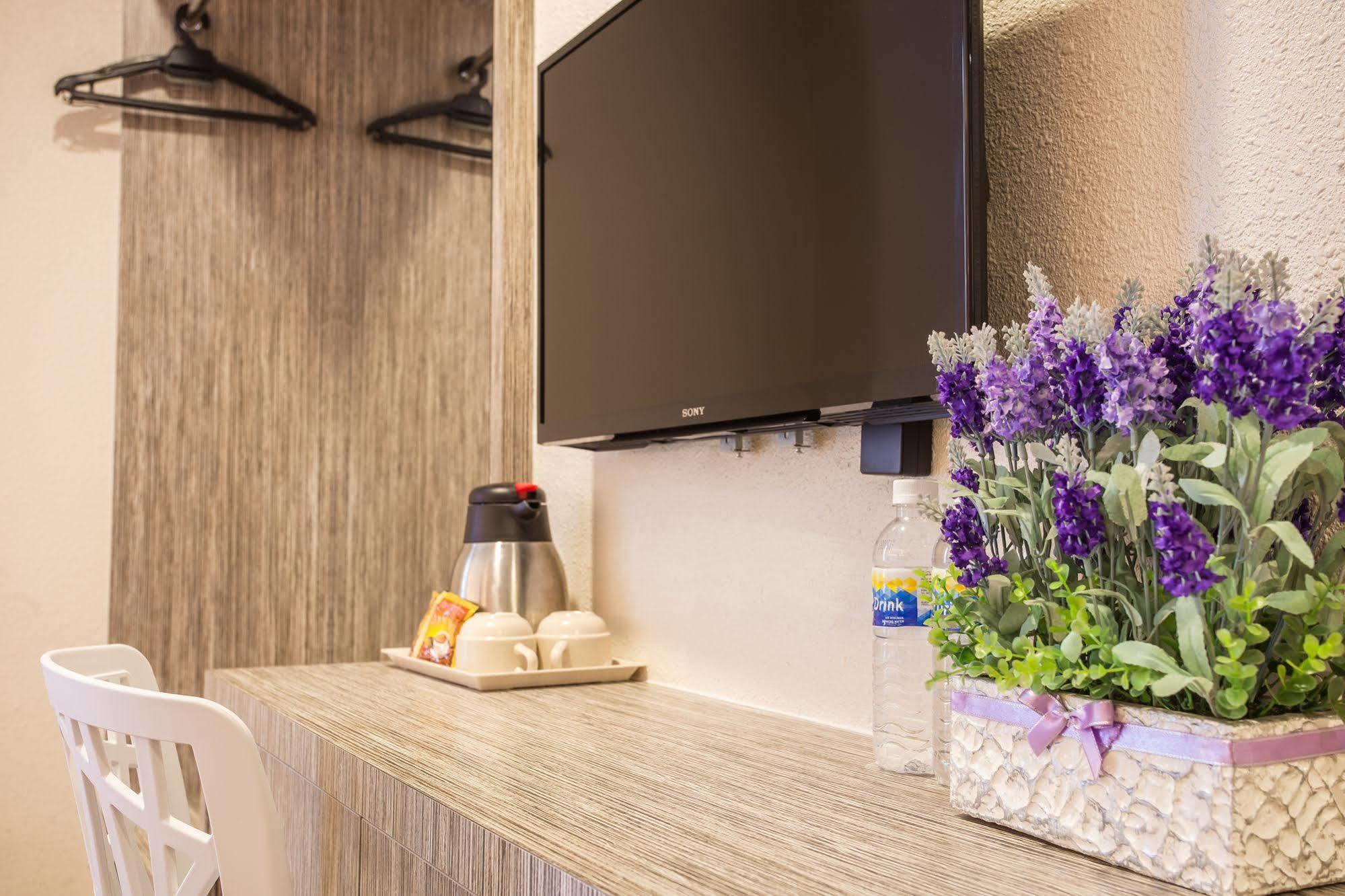 Lavender Inn Nusa Bestari Johor Bahru Bagian luar foto