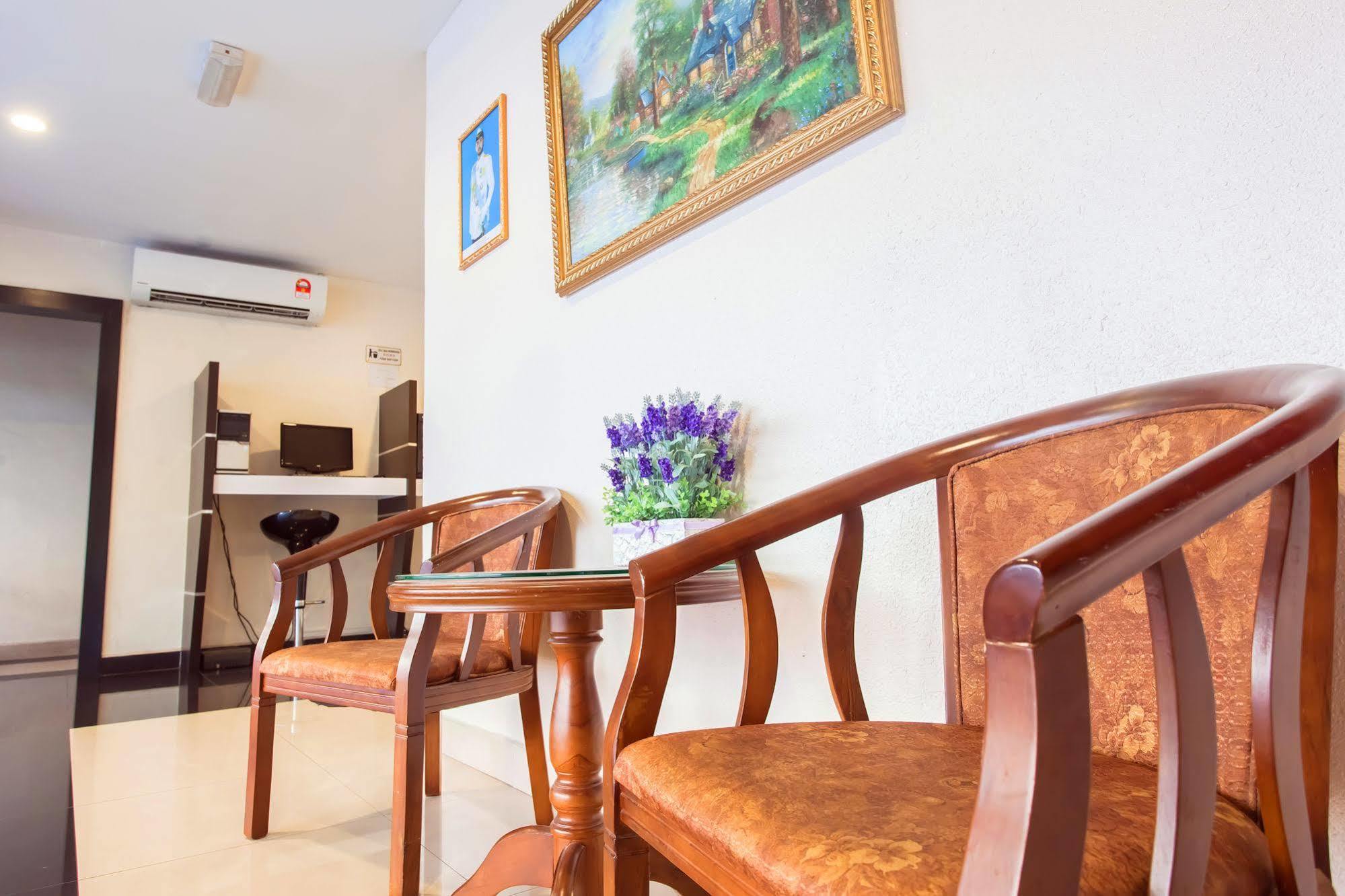 Lavender Inn Nusa Bestari Johor Bahru Bagian luar foto