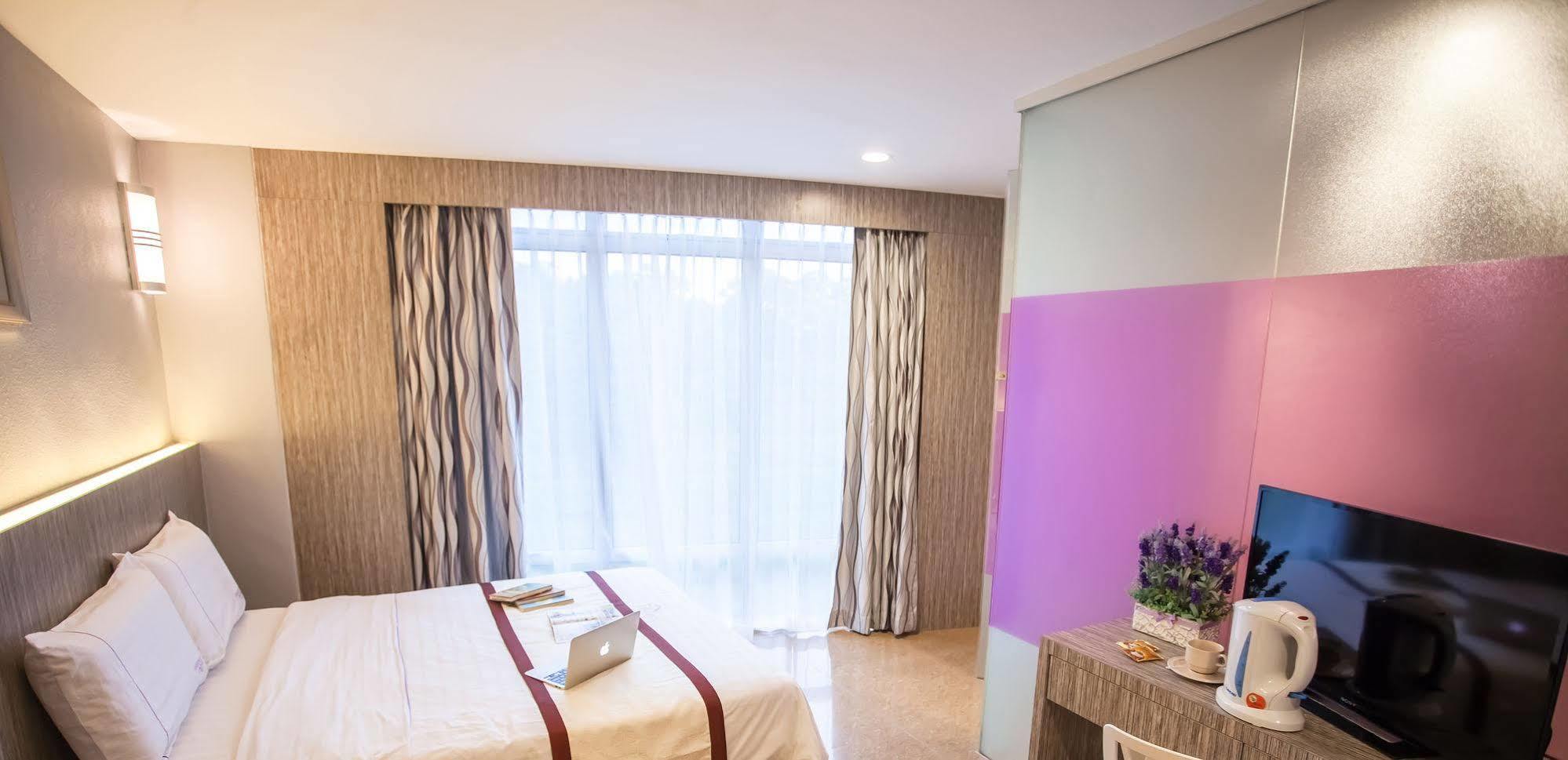 Lavender Inn Nusa Bestari Johor Bahru Bagian luar foto